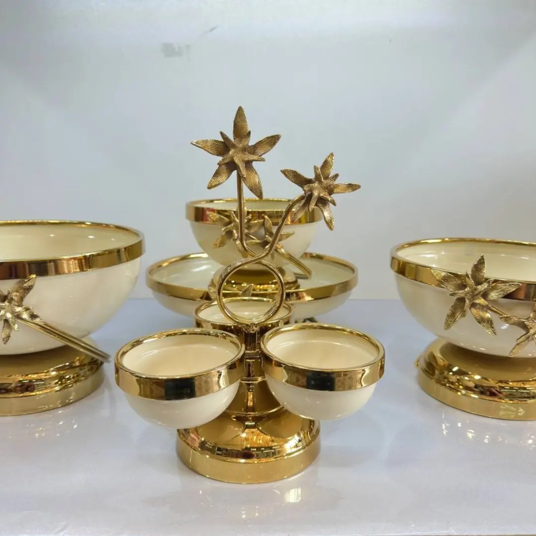سرویس پذیرایی ستاره