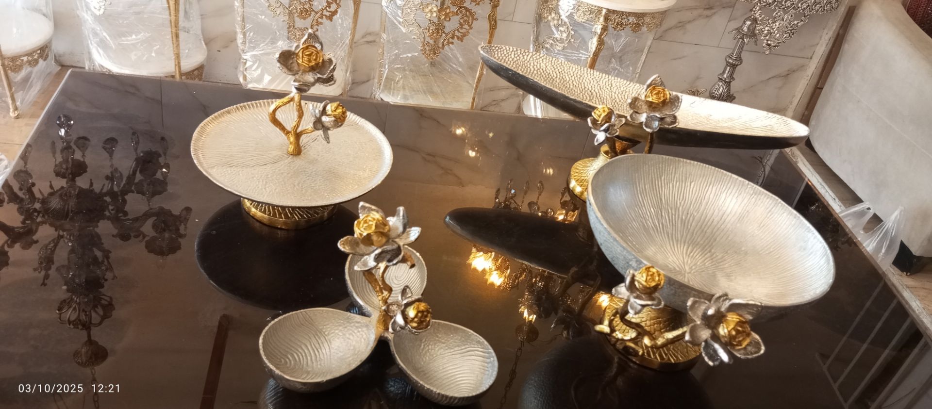 سرویس پذیرایی نیلوفر