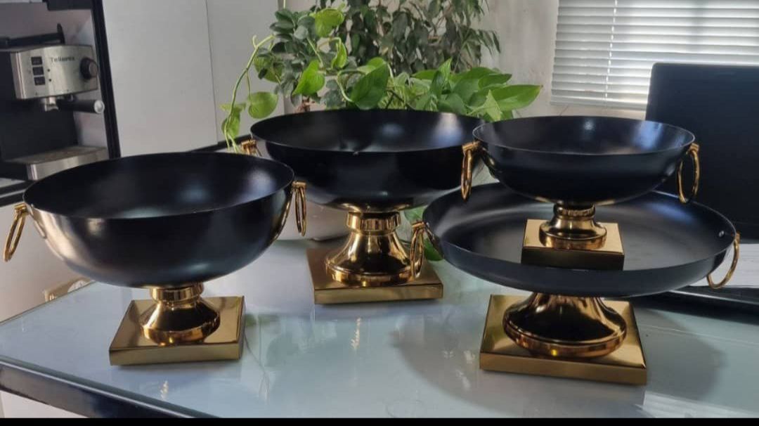 سرویس پذیرایی گوشواره ای